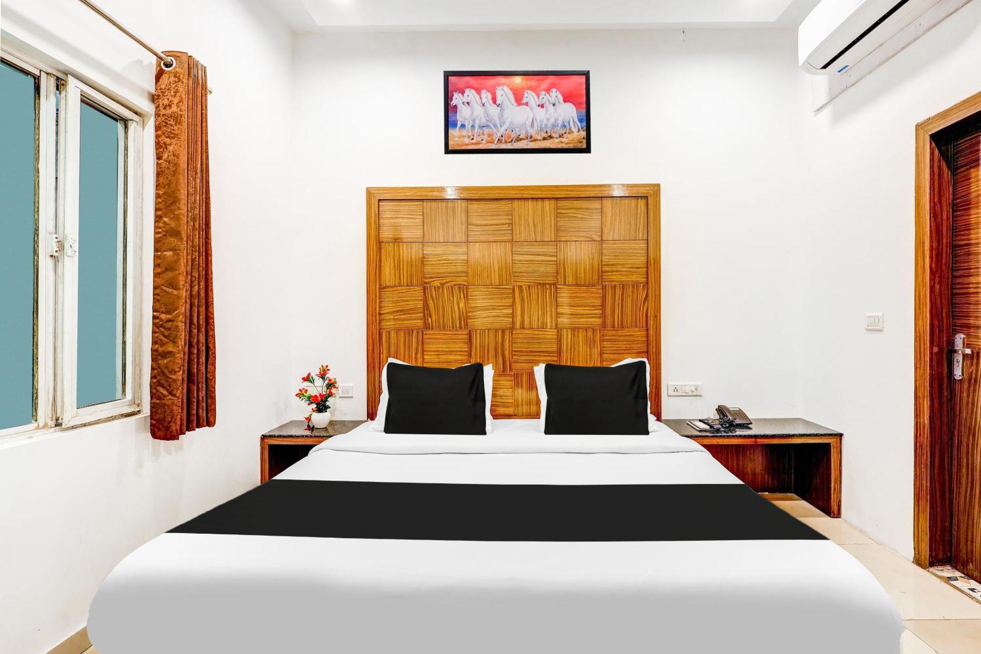 Super Townhouse Arakashan Road Paharganj Formerly Mohan International New Delhi Extérieur photo
